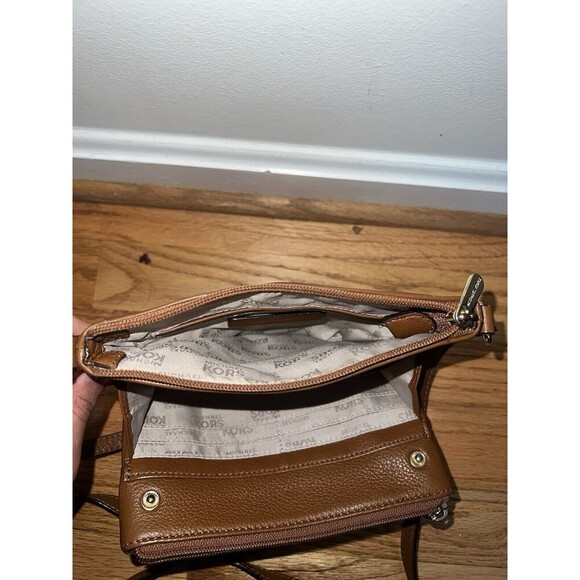 Bundle x Michael Kors Large Leather Camel Brown Tote Bag + Jet Set Crossbody Bag - Picture 9 of 15